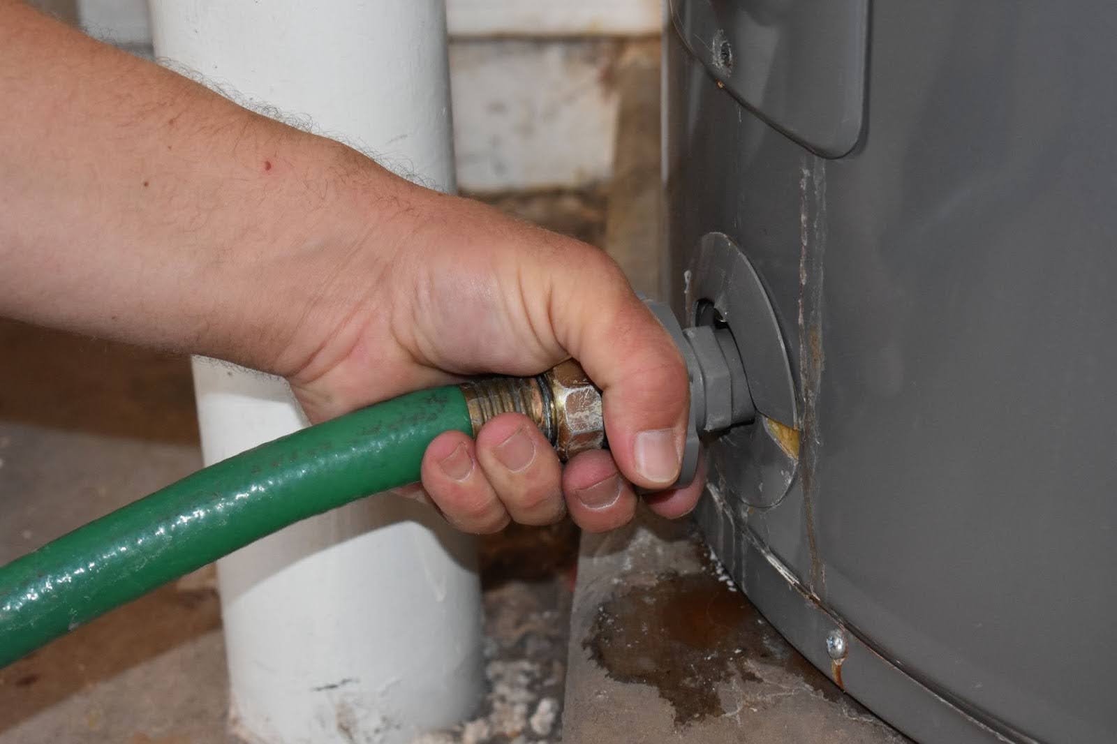 How To Drain a Water Heater - Tank & Tankless Water Heaters