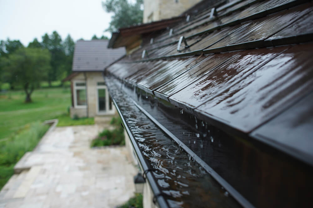 gutter slope with water in it